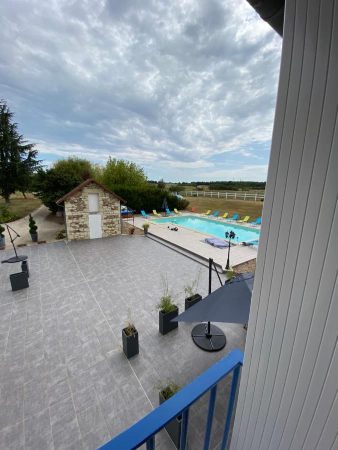 Loveyou Villalunoterie Futuroscope Piscine Spa 4Pers Oyre Экстерьер фото